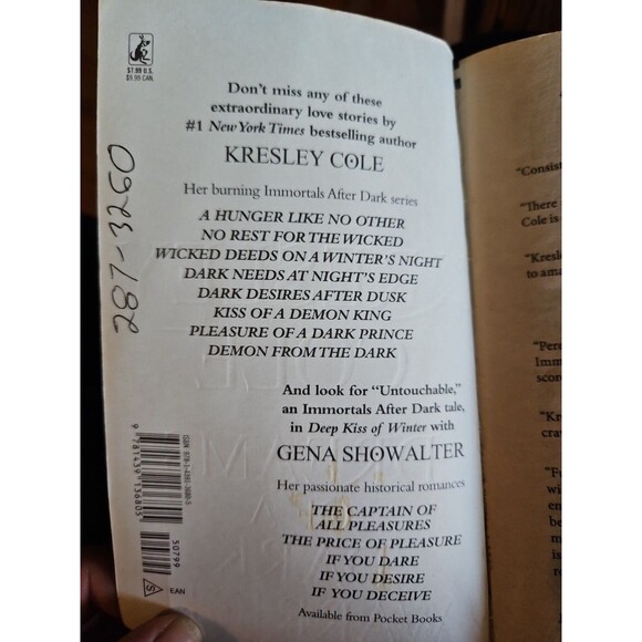 Dreams of a Dark Warrior Immortals #9 Kresley Cole 2011 PB 1st Ed 1st Print - Picture 4 of 4